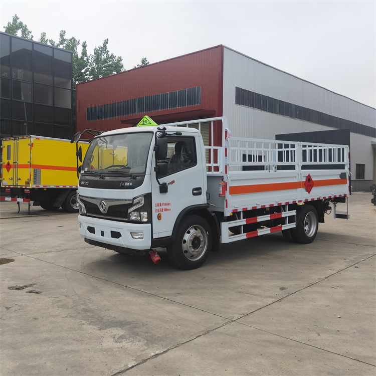 东风凯普特气瓶运输车，小型气瓶车